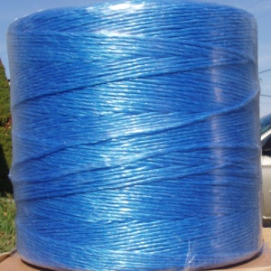 POLY-CTBLUE: 1250' BLUE POLY CHRISTMAS TREE TWINE