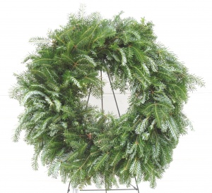 UNDECORATED FRASER FIR WREATHS
